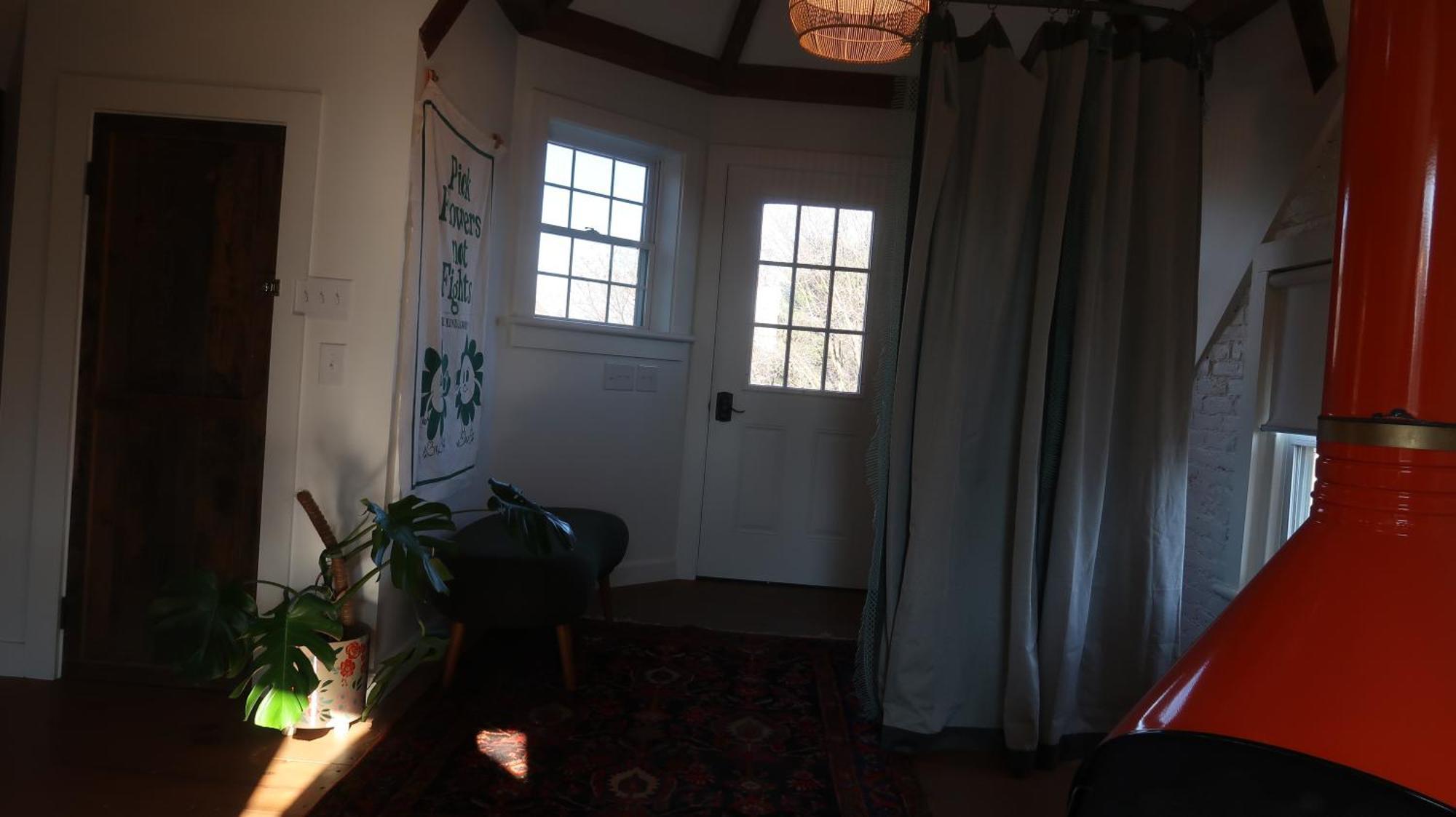 Creative Private Attic 1Br Suite Honey Brook Екстер'єр фото
